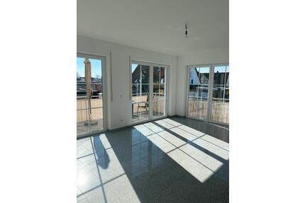 Wohnung 4,5 Zimmer in Neuburg - 1.350,00&nbsp;EUR Kaltmiete, ca.&nbsp; 136,00&nbsp;m&sup2; in Neuburg an der Donau (PLZ: 86633)