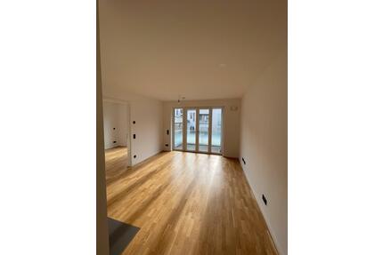 2-Zimmer-Wohnung mit Balkon in Berlin Bizetstraße 18 – 44 m²