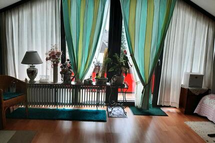 Vollmöbilierte DG Wohnung in Rengsdorf