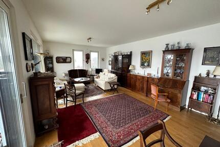 Ideal für eine Familie mit einem Kind: 3-Zimmerwohnung mit Balkon in ruhiger und doch zentraler Lage - Oberursel (Taunus)