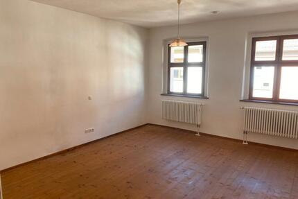 1-Zimmer Wohnung - 40m² - 560,00&nbsp;EUR Kaltmiete, ca.&nbsp; 39,40&nbsp;m&sup2; in Amberg (PLZ: 92224)