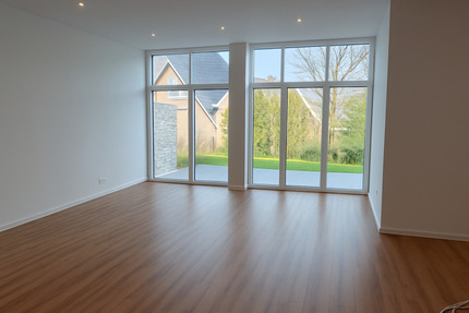 Großzügige, barrierefreie 3 Zi.-Wohnung mit Gartenanteil und zwei Stellplätzen - Sprockhövel Haßlinghausen