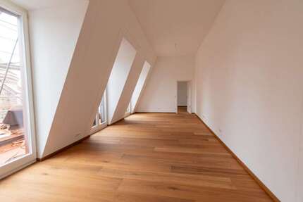 Wohnung zum Mieten in Frankfurt (Oder) 1.398,67 € 107.59 m²