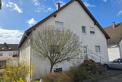 neu renov. Whg im Ortszentrum von Kirkel