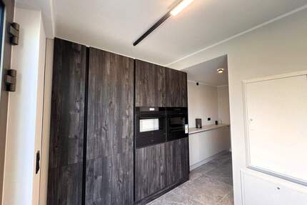 Ein Zuhause mit Perspektive - 4 Zimmer, Balkon & Tiefgarage - Leipzig Kleinzschocher