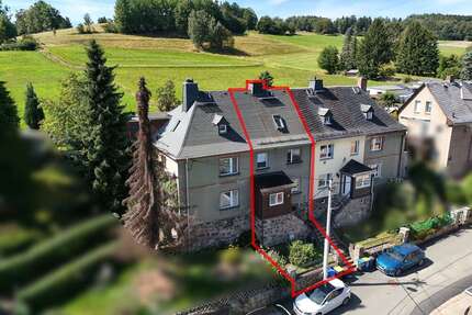 Haus zum Kaufen in Lauter-Bernsbach 120.000,00 € 90 m²