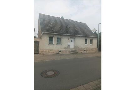 Haus zu verkaufen - 30.000,00&nbsp;EUR Kaufpreis, ca.&nbsp; 100,00&nbsp;m&sup2; in Seeland (PLZ: 06466) Gatersleben