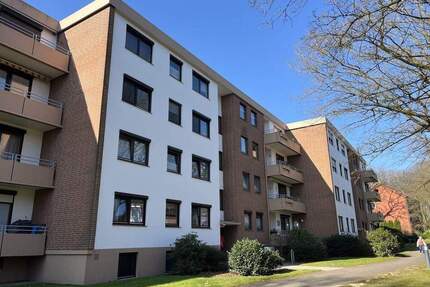 PURNHAGEN-IMMOBILIEN - St. Magnus, Geräumige Eigentumswohnung m. großem Balkon in ruhiger Lage - Bremen