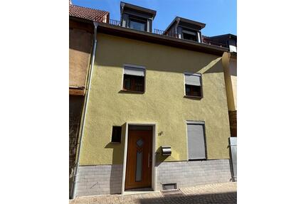 5-Zimmer-Einfamilienhaus in Karlstadt – ab sofort zu vermieten