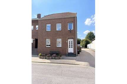 Haus zum Kaufen in Titz 230.000,00 € 124.2 m²