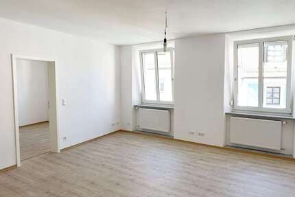 Wohnung zum Mieten in Straubung 820,00 € 84 m²