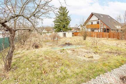 Grundstück mit 492 m² in Hanglage und 2. Reihe am Falkenberg - Berlin Altglienicke