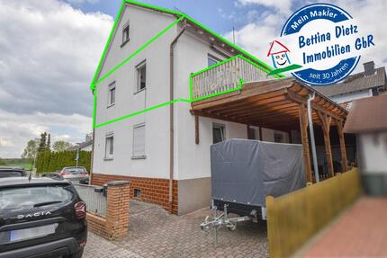 DIETZ: Gepflegte 3-Zimmerwohnung im 1.OG mit Balkon in Langstadt, Babenhausen nahe des Feldes!