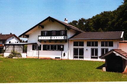 Haus mit Garten in Siegsdorf - 650.000,00&nbsp;EUR Kaufpreis, ca.&nbsp; 200,00&nbsp;m&sup2; in Waging am See (PLZ: 83329) Fisching