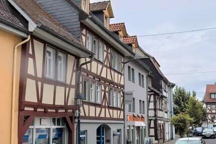 Kleine schicke 1 Zimmerdachgeschoßwohnung in Hungen