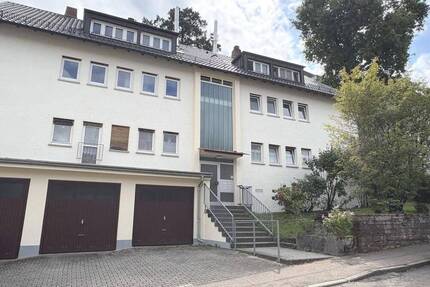 Freie 3-Zimmer-DG-Wohnung - 250.000,00&nbsp;EUR Kaufpreis, ca.&nbsp; 63,90&nbsp;m&sup2;&nbsp;Wohnfl&auml;che in Stuttgart (PLZ: 70565) Rohr