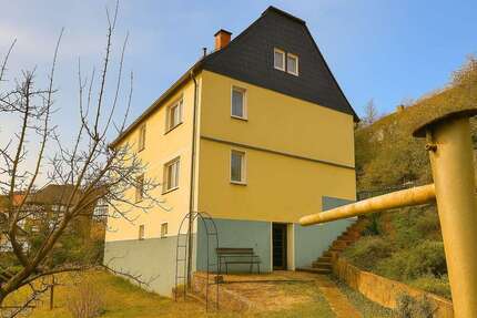 Haus zum Kaufen in Grünhainichen 49.999,00 € 172 m²