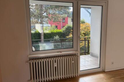 Schöne 2-Zimmer-Wohnung mit Balkon und Parkett - Wuppertal Gemarkung Barmen