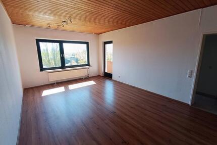 Helle 2-Zi-Whg mit Balkon, EBK & Stellplatz in Bad Münder - Bad Münder am Deister