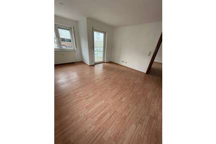 Wohnung zum Mieten in Glauchau Reinholdshain 320,00 € 52.66 m² - Glauchau / Reinholdshain