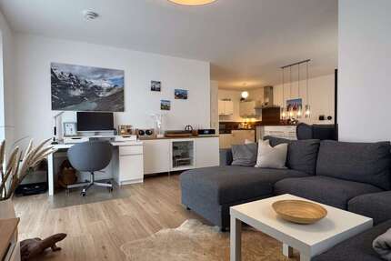 Wohnung zum Mieten in Rosenheim 1.370,00 € 100.77 m²