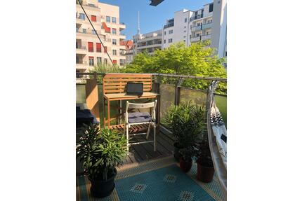 Schöne Wohnung + Tiefgaragenstellplatz + Balkon + Aufzug FREI - Berlin Mitte