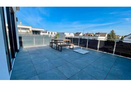 Exklusive Penthouse-Wohnung mit Tiefgarage & Dachterrasse - Mühlheim am Main