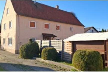Einfamilienhaus freistehend - 1.040,00&nbsp;EUR Kaltmiete, ca.&nbsp; 126,00&nbsp;m&sup2; in Mainburg (PLZ: 84048)