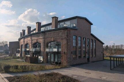 Traum-Penthouse mit Top-Anbindung nach Hamburg – Aufzug & Carport - Buchholz in der Nordheide