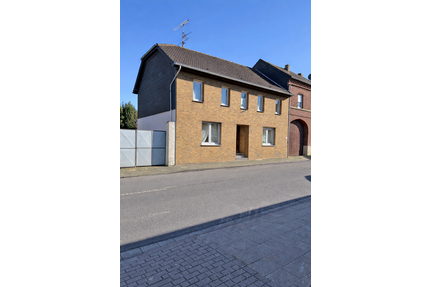 Haus zum Kaufen in Erkelenz-Lövenich 295.000,00 € 155 m²