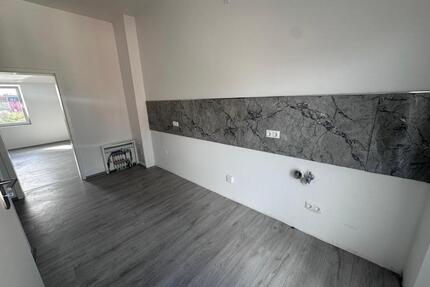 Gehobene 1,5-Zimmer City-Apartment; Erstbezug nach Kernsanierung - Essen Stadtbezirk III