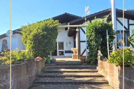 Haus zum Kaufen in Hochstadt 680.000,00 € 138.11 m²