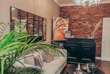 Kosmetik Raum in Winterhude - 250,00&nbsp;EUR Kaltmiete, in Hamburg (PLZ: 22301) Winterhude