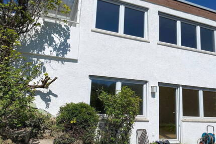 Familienglück mit Panoramablick: Großzügiges Wohnen in Leonbergs Bestlage