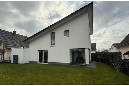 Einfamilienhaus am Ardey - 585.000,00&nbsp;EUR Kaufpreis, ca.&nbsp; 138,00&nbsp;m&sup2; in Soest (PLZ: 59494)