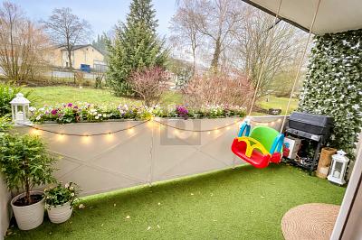 RENOVIERT, MODERN UND GROßZÜGIG - Neusäß