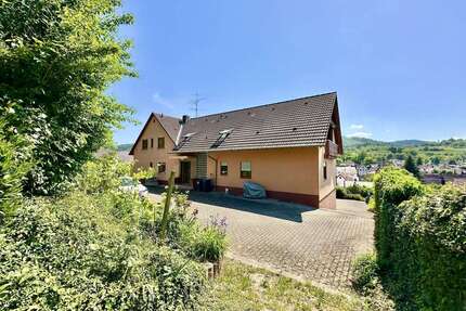 Haus zum Kaufen in Herbolzheim 658.000,00 € 319 m²