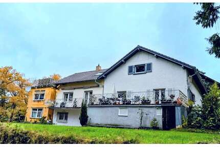Haus zum Kaufen in Kaiserslautern-Erlenbach 480.000,00 € 300 m²