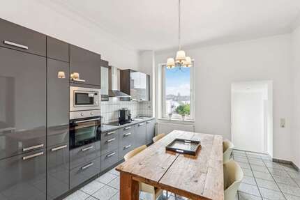 Wohnung zum Kaufen in Krefeld 190.000,00 € 80 m²