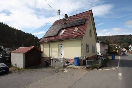 Ausbaufähiges Einfamilienwohnhaus braucht Handwerker - Walldürn Rippberg