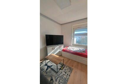 wunderschönes WG-Zimmer Monteur-Zimmer (vollmöbliert) - Elmshorn