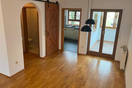 Helle 3,5 Zimmer Wohnung in Lehrensteinsfeld