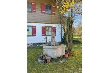 Haus zum Kaufen in Prien am Chiemsee 1.670.000,00 € 377 m²