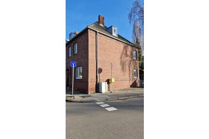 Reihenendhaus in Alsdorf - 170.000,00&nbsp;EUR Kaufpreis, ca.&nbsp; 100,00&nbsp;m&sup2; in Alsdorf (PLZ: 52477)