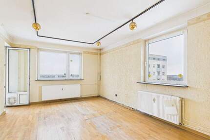 Gelegenheit in Moisling: 2 Zimmer im 12. OG bei toller Raumaufteilung mit Balkon - Lübeck / Moisling