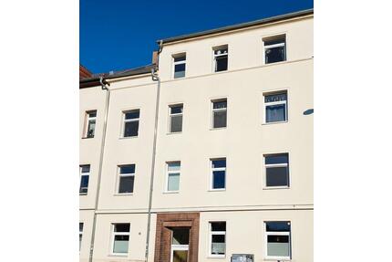 MFH | 5 WE | 367 m² | Ist 40.120 € | Potenzial auf 45.336 € - Leipzig Altwest