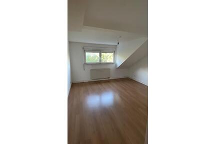 Helle DG-Wohnung in Karlsruhe Innenstadt – ideal als 2er-WG