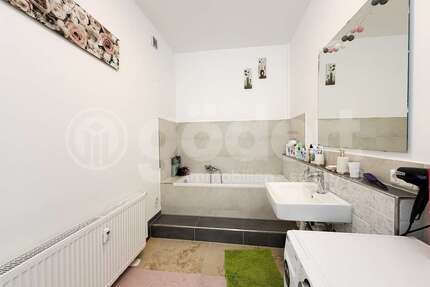 Haus zum Kaufen in Karlstein am Main 1.395.000,00 € 518 m²