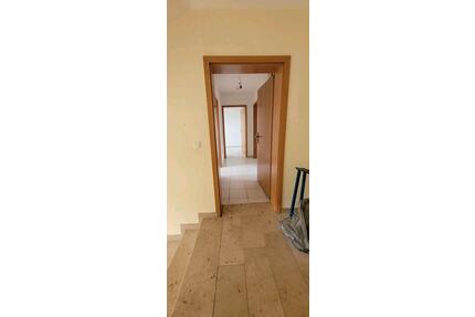 Wohnen am Stadtrand - 567,00&nbsp;EUR Kaltmiete, ca.&nbsp; 81,00&nbsp;m&sup2; in Hildburghausen (PLZ: 98646)