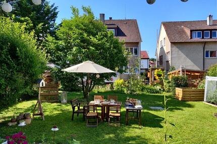 Sonnige 3 +1 Zimmer Wohnung mit großem Garten - Das 4. Zimmer ist separat mit eigener Toilette - Ludwigsburg